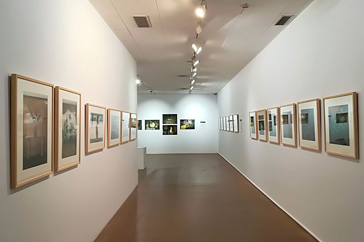 sala de exposiciones, fotografías
